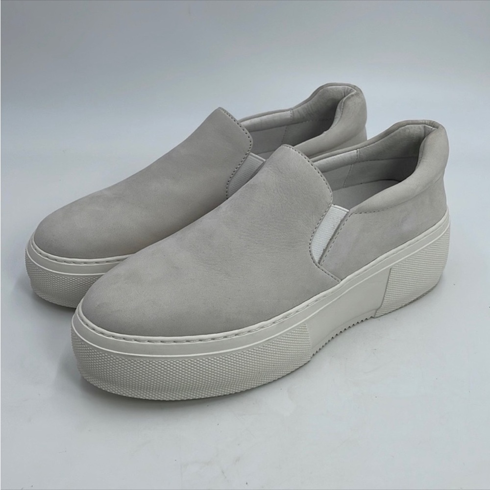 J/Slides Aileen Platform White Slip Ons Size 8